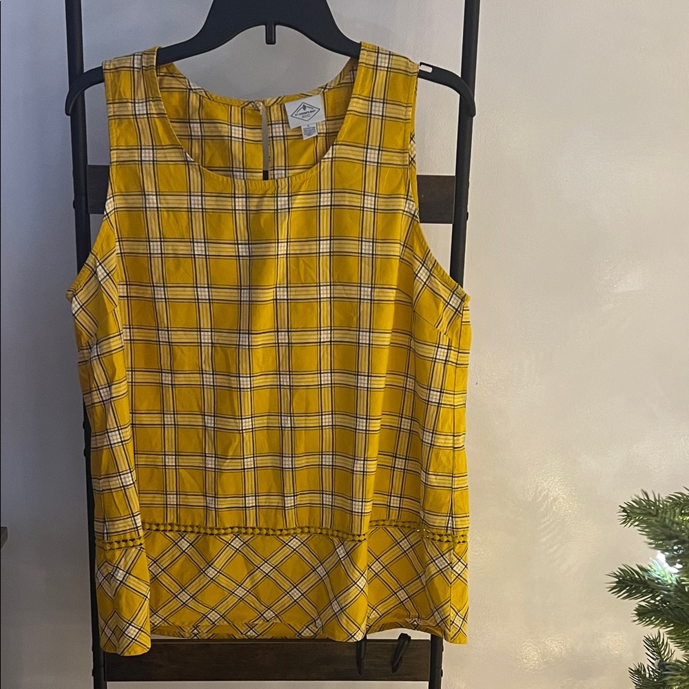 Crown & Ivy Yellow Checkered Sleeveless Blouse